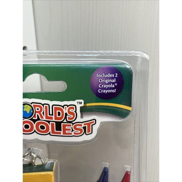 World's Coolest Toys - Crayola Crayons Box Keychain Red Blue 2018 #547 - Picture 6 of 12